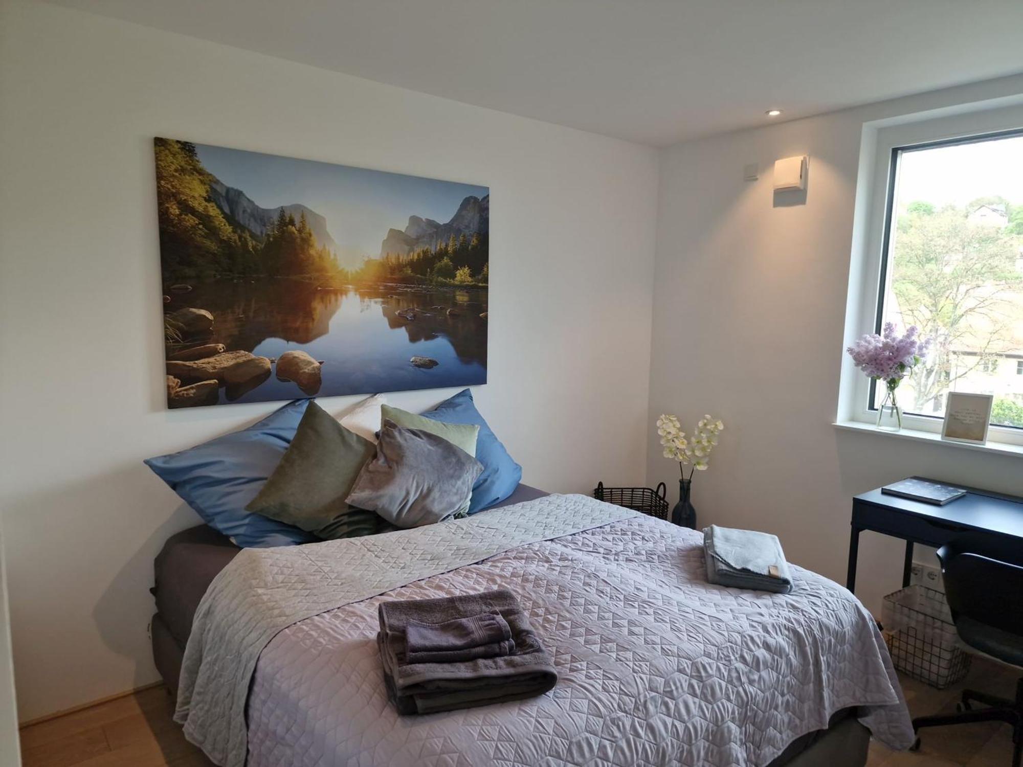Stadtnahes Gaestezimmer Im Penthouse Bei Esi Tübingen Extérieur photo